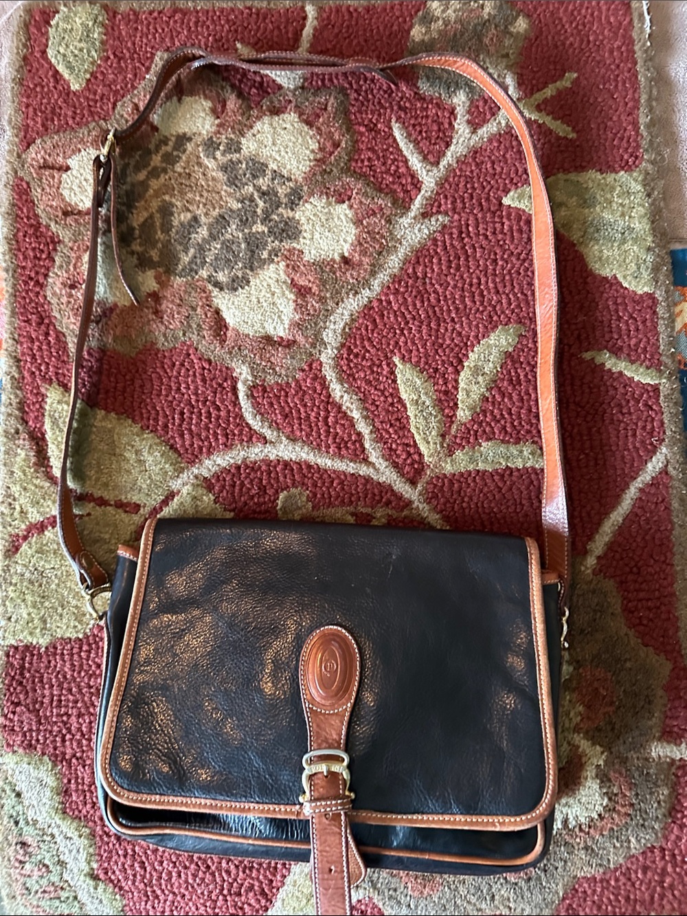Pollini Italy Vintage Leather Satchel  Purse. Some Wear. Collectible and Rare